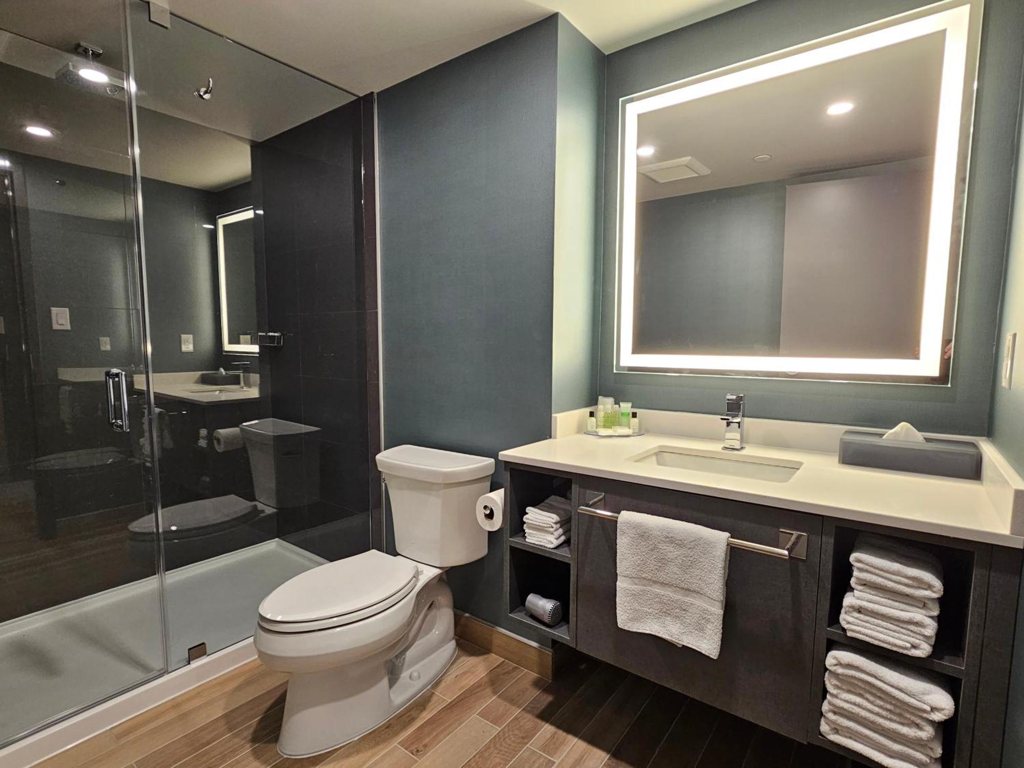 Vittoria Hotel & Suites Niagara Bagian luar foto