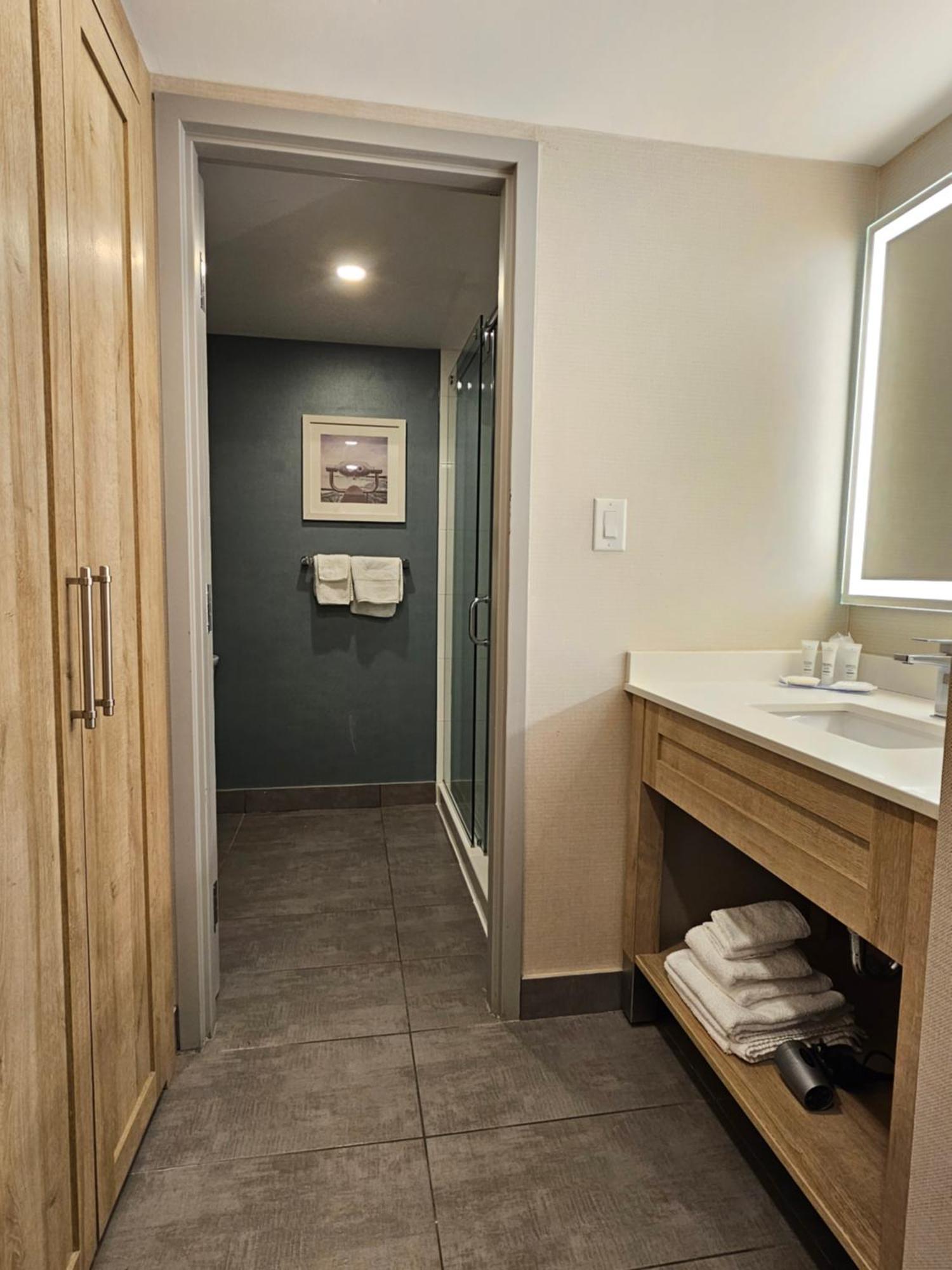 Vittoria Hotel & Suites Niagara Bagian luar foto
